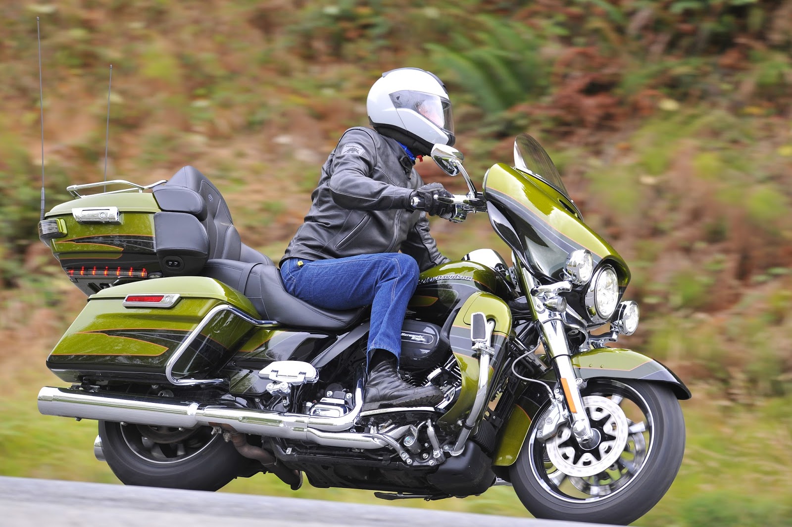 2017 Harley-Davidson CVO Limited – First ride