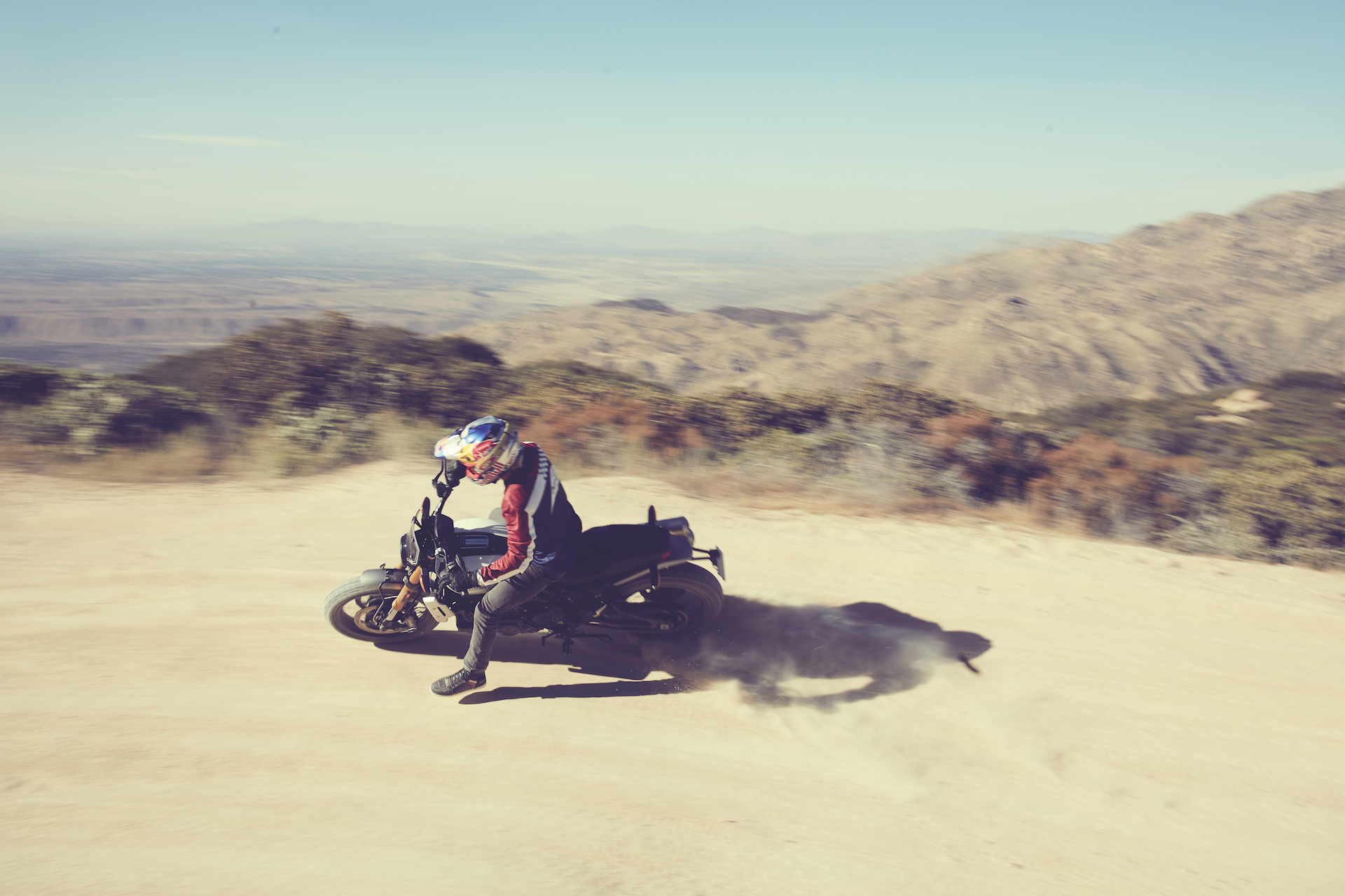 Indian FTR 1200 S – Ride Review Round-Up