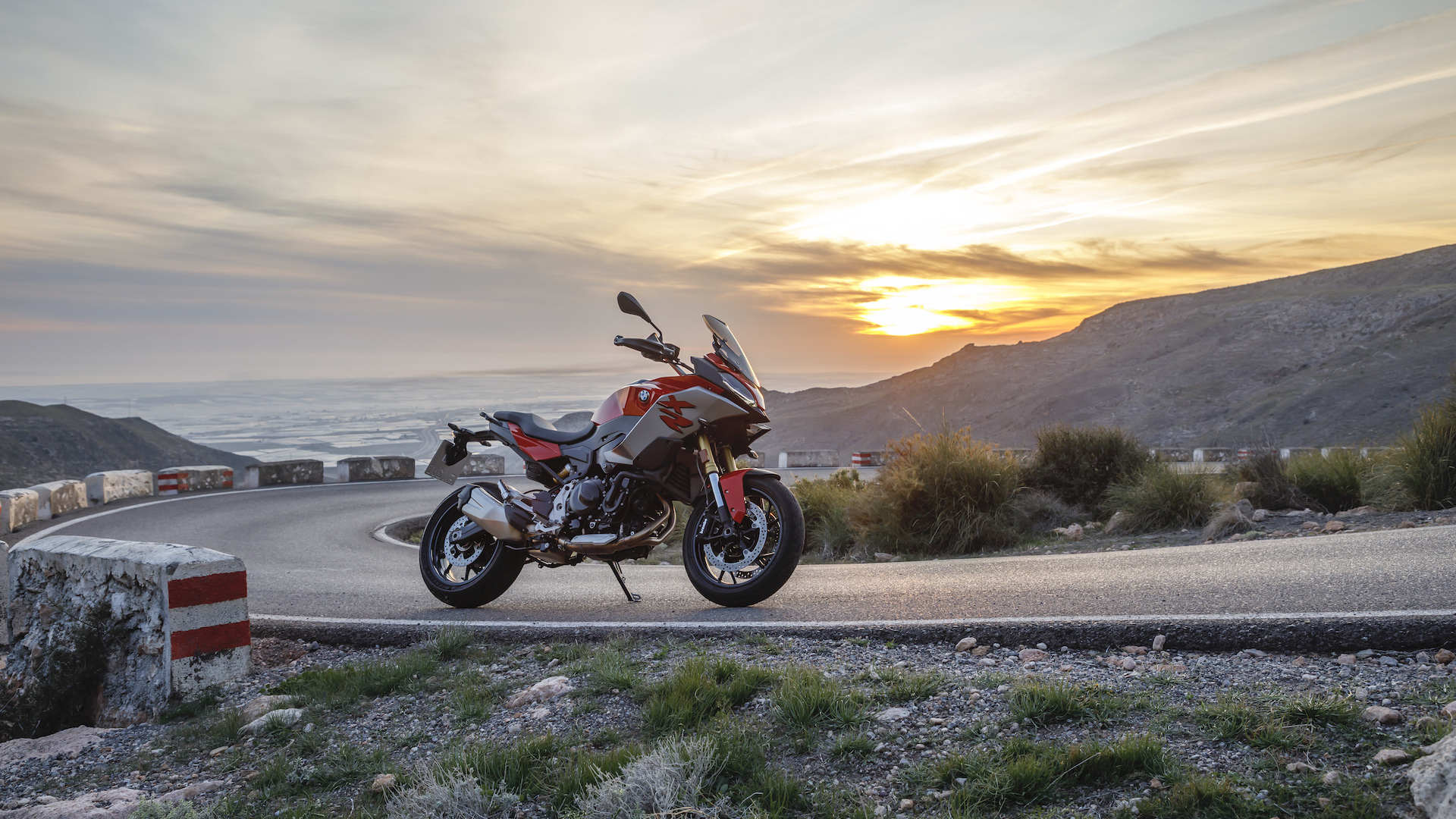 2020 BMW F 900 XR – First Ride