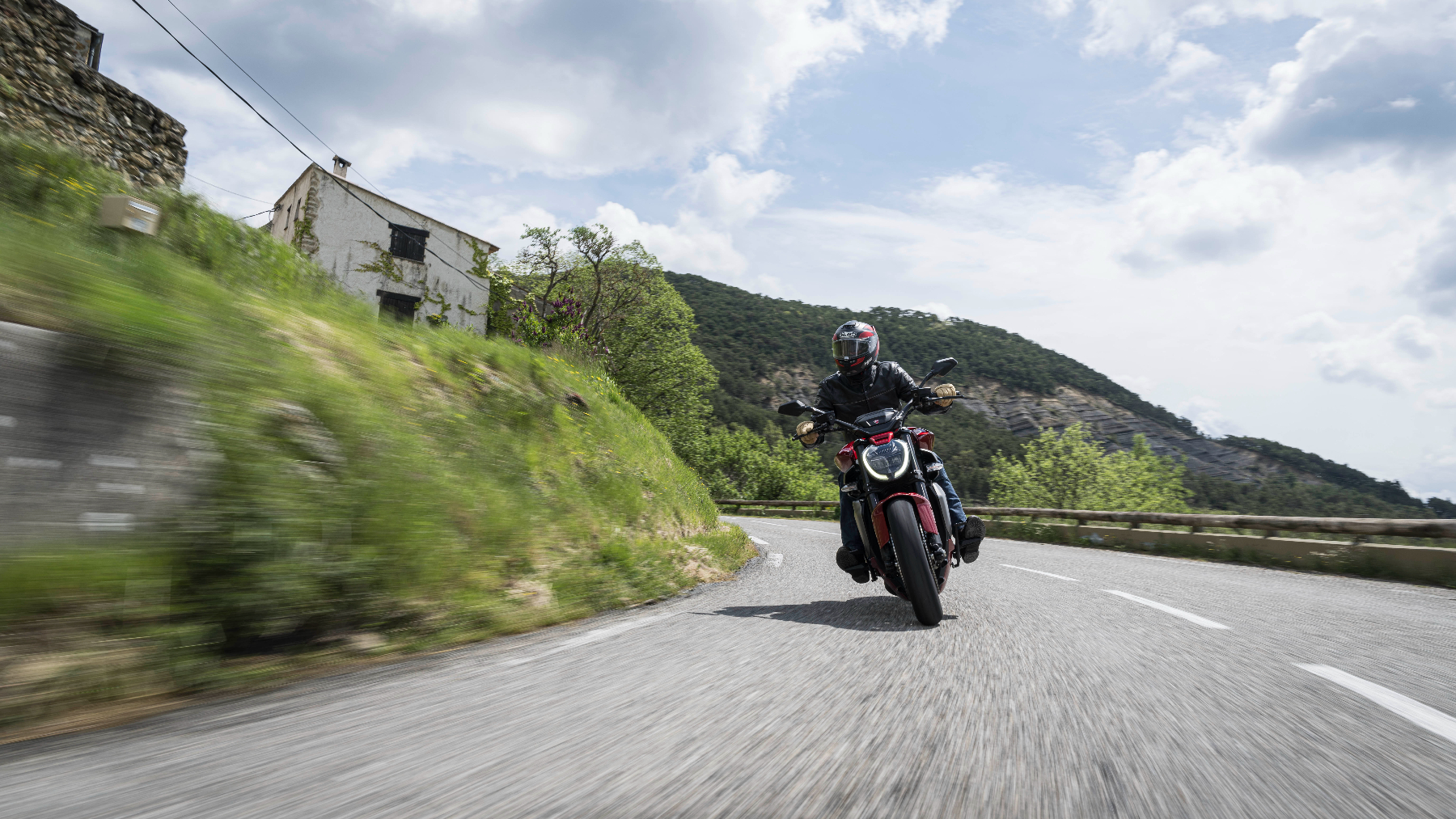 2025 Ducati XDiavel V4 – First Ride